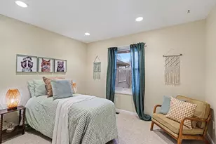 10466 N Riverview Dr, Plainwell, MI 49080 - Photo 17