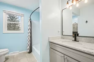 5887 Glenbrook Ave SE, Kentwood, MI 49508 - Photo 9