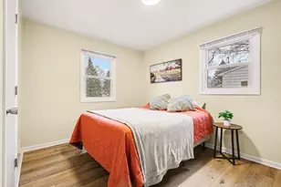 5887 Glenbrook Ave SE, Kentwood, MI 49508 - Photo 11