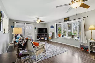 408 North Lakeview Ave, Sturgis, MI 49091 - Photo 5