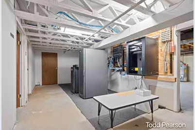 4211 Division Avenue N, Comstock Park, MI 49321 - Photo 21