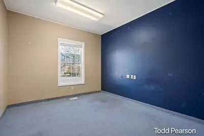 4211 Division Avenue N, Comstock Park, MI 49321 - Photo 25