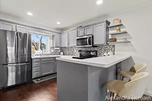 3312 Devonwood Hills Dr NE, Grand Rapids, MI 49525 - Photo 5