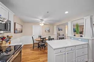 12265 S Crystal Waters Dr, Holland, MI 49424 - Photo 9