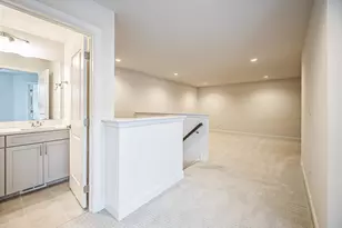 3077 N Spurway Dr, Ann Arbor, MI 48105 - Photo 31