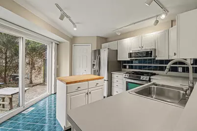 439 Sommerset Court, Ann Arbor, MI 48103 - Photo 17