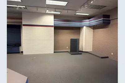 675 E Lakewood Boulevard, Holland, MI 49424 - Photo 13