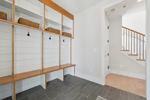 1053 Canterbury St, Birmingham, MI 48009 - Photo 21