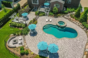 2424 Highland Dr, Ann Arbor, MI 48105 - Photo 3