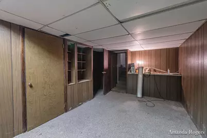 926 E Main Street SE, Lowell, MI 49331 - Photo 25