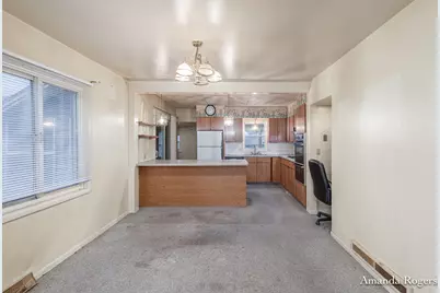 926 E Main Street SE, Lowell, MI 49331 - Photo 5