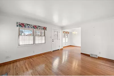 1218 Roslyn Road, Grosse Pointe Woods, MI 48236 - Photo 27