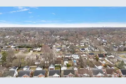 1218 Roslyn Road, Grosse Pointe Woods, MI 48236 - Photo 19