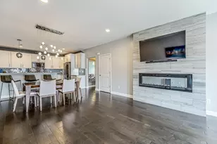 5502 Arbor Chase Dr, Ann Arbor, MI 48103 - Photo 11