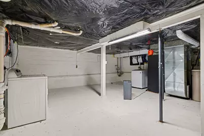 329 Chippewa Street, Buchanan, MI 49107 - Photo 19