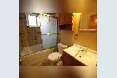 936 E Mahan Avenue, Hazel Park, MI 48030 - Photo 5