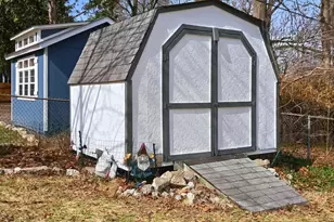 1621 Peach St, Ann Arbor, MI 48105 - Photo 39