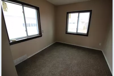 14462 Pine Street, Taylor, MI 48180 - Photo 7