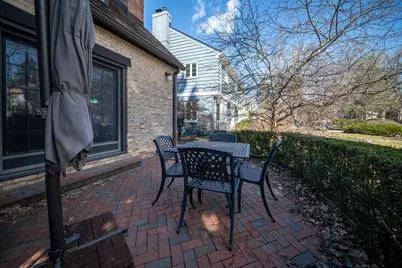 1138 Lincoln Avenue, Ann Arbor, MI 48104 - Photo 3