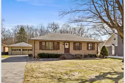 340 Collindale Avenue SW, Grand Rapids, MI 49534 - Photo 1