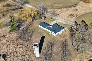 105 40th Ave, Six Lakes, MI 48886 - Photo 43