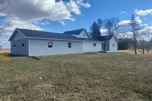 105 40th Ave, Six Lakes, MI 48886 - Photo 51