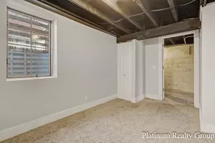 254 W Southern Ave, Muskegon, MI 49441 - Photo 27