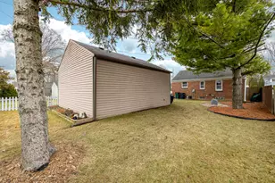 922 Cedarhill, Royal Oak, MI 48067 - Photo 31