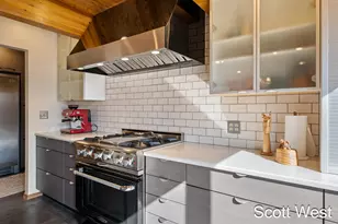 2870 Grand River Dr NE, Grand Rapids, MI 49525 - Photo 11