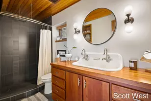 2870 Grand River Dr NE, Grand Rapids, MI 49525 - Photo 31