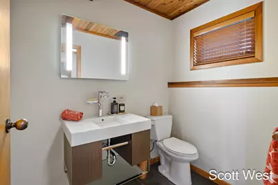 2870 Grand River Drive NE, Grand Rapids, MI 49525 - Photo 17