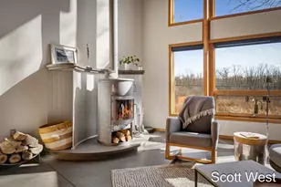 2870 Grand River Dr NE, Grand Rapids, MI 49525 - Photo 23