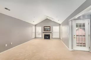 28235 Carlton Way Dr, Novi, MI 48377 - Photo 3