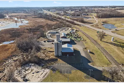 3883 W Carleton Road, Hillsdale, MI 49242 - Photo 101