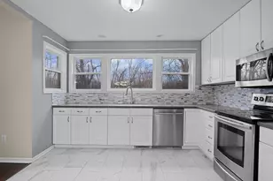 4550 Brookmeadow Ct SE, Kentwood, MI 49512 - Photo 13