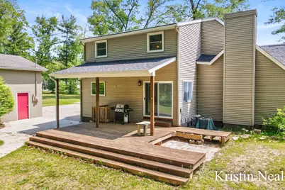 673 S Wolf Lake Road, Muskegon, MI 49442 - Photo 7