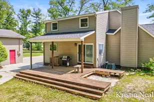673 S Wolf Lake Rd, Muskegon, MI 49442 - Photo 7