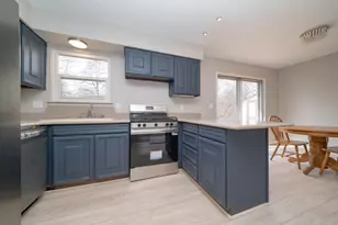 3212 Lockridge Dr, Ann Arbor, MI 48108 - Photo 27