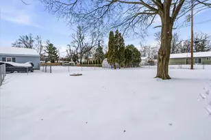 415 Winifred Ave, Lansing, MI 48917 - Photo 31