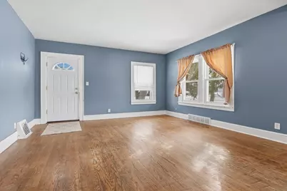 415 Winifred Avenue, Lansing, MI 48917 - Photo 7