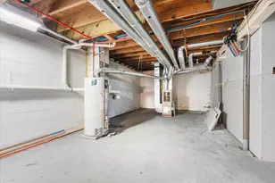 415 Winifred Ave, Lansing, MI 48917 - Photo 29