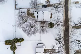 415 Winifred Ave, Lansing, MI 48917 - Photo 27