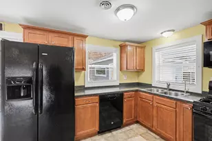 10990 Summit Ave NE, Rockford, MI 49341 - Photo 11