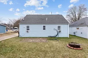 16 W Pine St, Fremont, MI 49412 - Photo 3