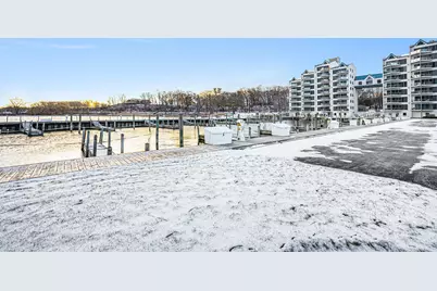 2964 Lakeshore Drive #E403, Muskegon, MI 49441 - Photo 27