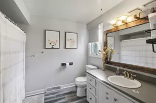 6617 Knollview Dr, Hudsonville, MI 49426 - Photo 11