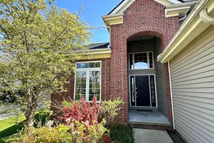 600 Bannock Ct, Saline, MI 48176 - Photo 3