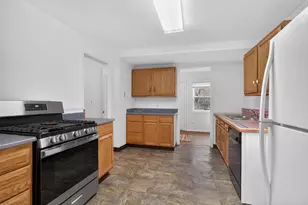 609 Webb St, Jackson, MI 49202 - Photo 11