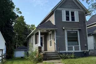 609 Webb St, Jackson, MI 49202 - Photo 1