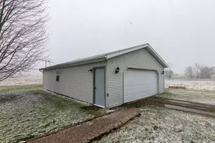 40021 Co Rd 665, Paw Paw, MI 49079 - Photo 5